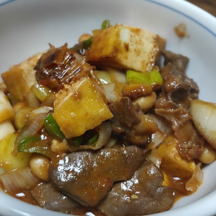 余ったモツ煮込みで麻婆風厚揚げ豆腐モツネギ炒め!